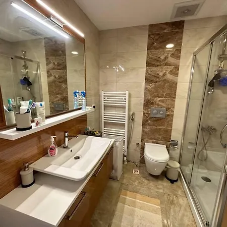 شقة في مجمع راقي ومركزي 104 In An Upscale And Complex * Istambul