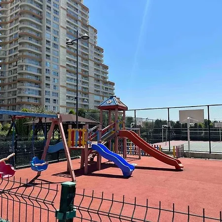 Διαμέρισμα شقة في مجمع راقي ومركزي 104 In An Upscale And Complex Κωνσταντινούπολη